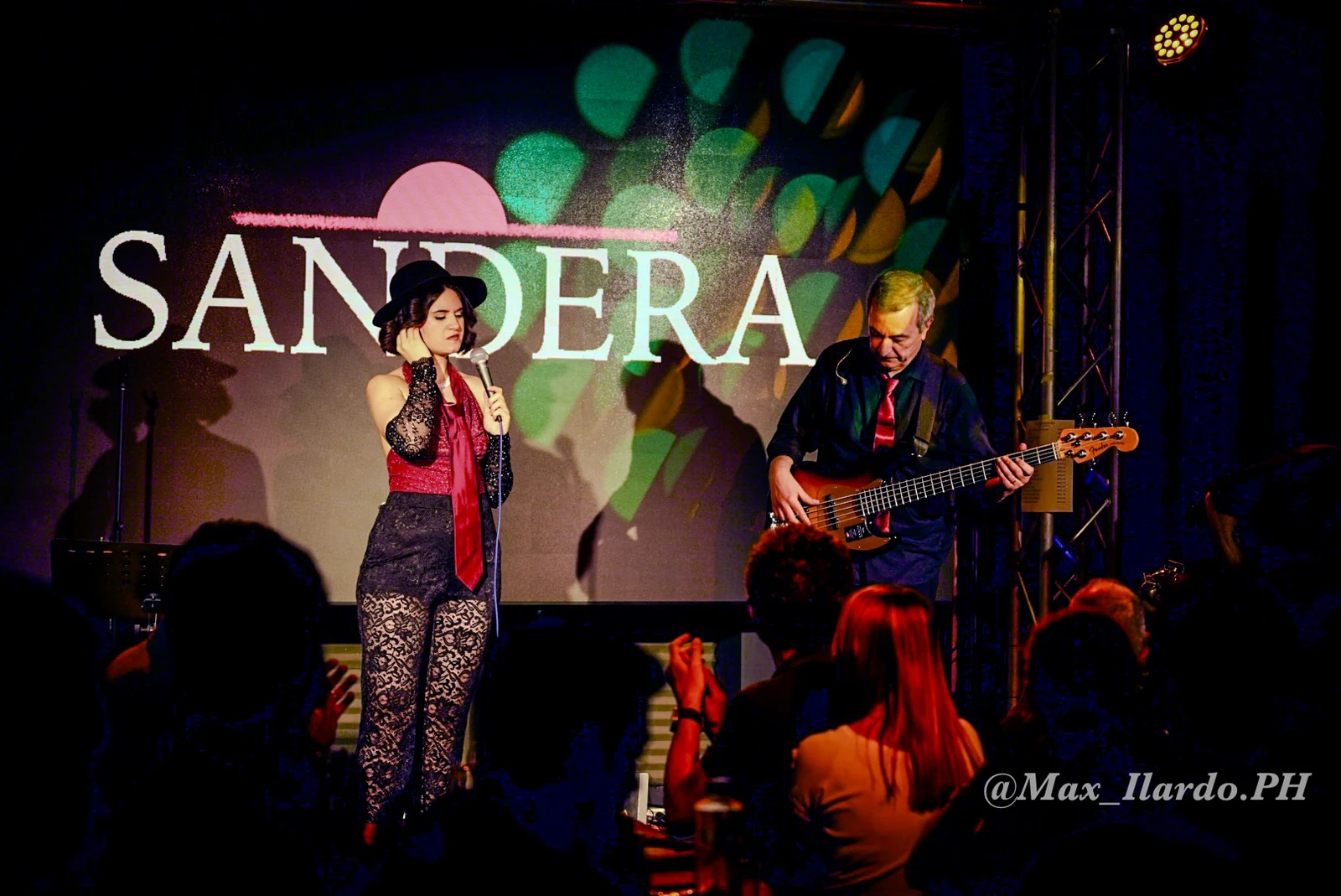 Mariasole e Beppe Lomazzo durante il concerto